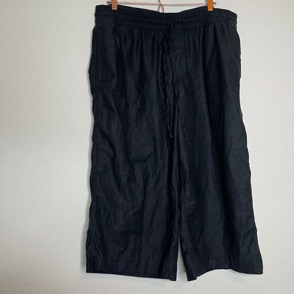Lane Bryant black cropped wide leg pants - Picture 1 of 5